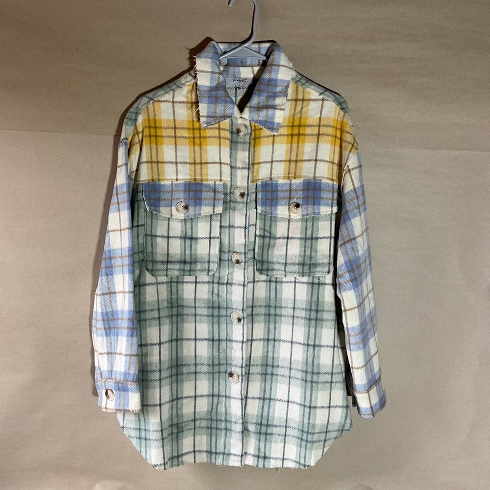 Polagram flannel shirt. NWT Yellow, green and blue. Size M